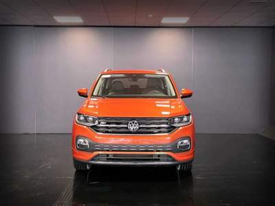 Volkswagen T-Cross 1.0 TSI 110 CV Advanced Arancione usata Castelnuovo Rangone