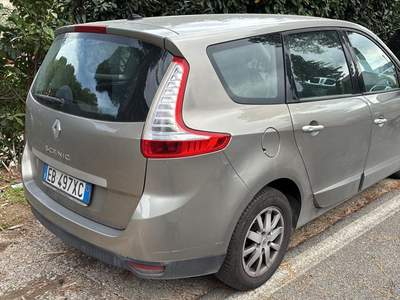 Renault Scénic X-Mod 1.9 dCi 130CV Dynamique Grigio usata Bracciano