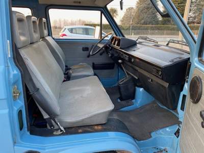 Volkswagen T3 multivan 9 posti cambio automatico INTROVABILE Blu/Azzurro usata Maser