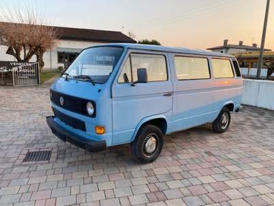 Volkswagen T3 multivan 9 posti cambio automatico INTROVABILE Blu/Azzurro usata Maser