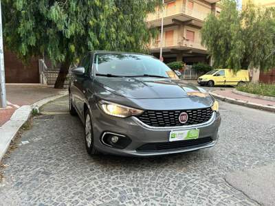 Fiat Tipo 1.3 Mjt S&S 5 porte Lounge Grigio usata Cerignola