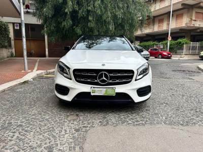 Mercedes-Benz GLA d Automatic Premium AMG Bianco usata Cerignola