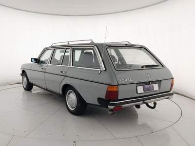 Mercedes-Benz 230 Matica bellissima con webasto Grigio usata Ghedi