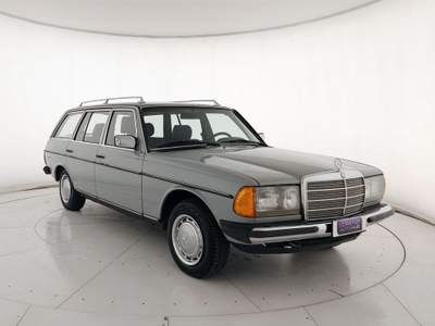 Mercedes-Benz 230 Matica bellissima con webasto Grigio usata Ghedi