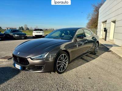 Maserati Ghibli 2.0 mhev gt ultima 330cv rwd auto *AZIENDALE* Grigio usata Bergamo