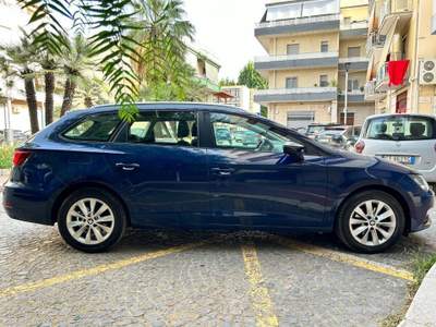 Seat Leon 1.6 TDI 115 CV ST Business Blu/Azzurro usata Cerignola