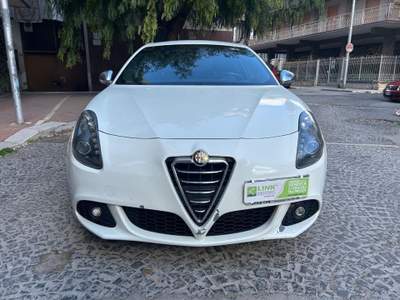 Alfa Romeo Giulietta 1.6 JTDm-2 105 CV Progression Bianco usata Cerignola