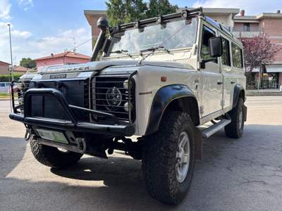 Land Rover Defender 110 2.5 Td5 cat S.W.C PASSO LUNGO Bianco usata Nonantola
