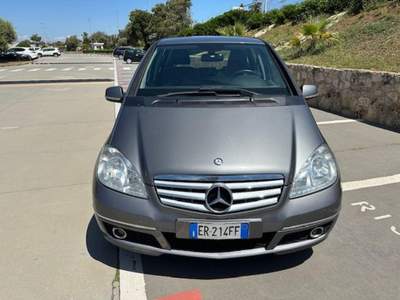 Mercedes-Benz Classe A AVANTGARDE Grigio usata Civitavecchia