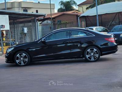 Mercedes-Benz Classe E E 250 CDI Coupe BlueEFFICIENCY Avantgarde (150 kw) Nero usata Quarto