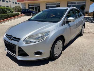 Ford Focus  Grigio usata Ragusa