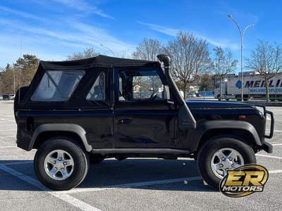 Land Rover Defender 2.5 Td5 Autocarro 3 posti Soft Top con carrello Nero usata L'Aquila