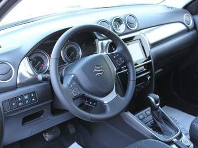 Suzuki Vitara 1.5 Hybrid A/T 4WD AllGrip Comfort + Blu/Azzurro usata Castelnuovo Rangone