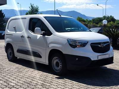 Opel Combo 1.5 CDTI L1 3 POSTI OFFICINA doblo berlingo partne Bianco usata San Salvatore Telesino