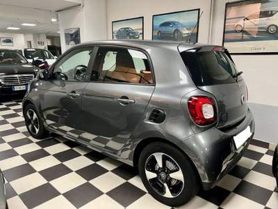 Smart ForFour EQ Passion Grigio usata Milano