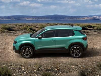 Jeep Avenger BEV Summit Blu/Azzurro usata MODENA
