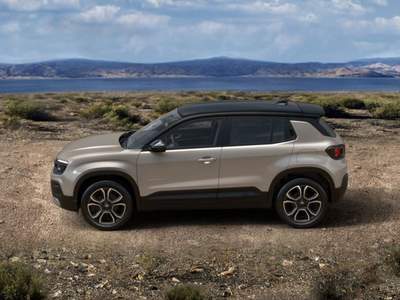Jeep Avenger BEV Summit Bianco usata MODENA