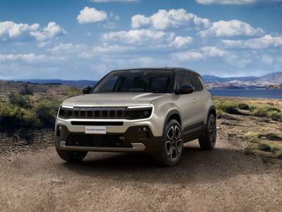 Jeep Avenger BEV Summit Bianco usata MODENA