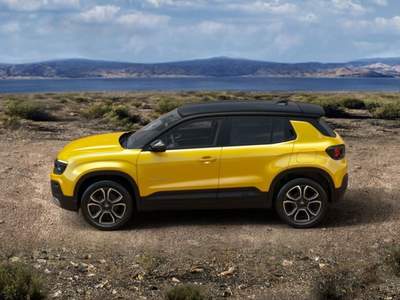 Jeep Avenger BEV Summit Giallo usata MODENA