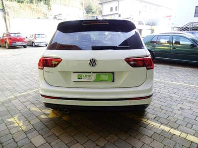 Volkswagen Tiguan 1.5 TSI R-Line 131CV BLACK PACK EDITION Bianco usata Solbiate Arno