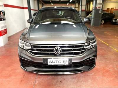 Volkswagen Tiguan Allspace 2.0 TDI SCR DSG 4MOTION R-Line 7 POSTI Grigio usata Verona