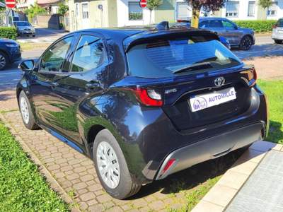 Toyota Yaris 1.0 5 porte Business Nero usata Limbiate