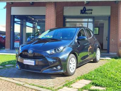 Toyota Yaris 1.0 5 porte Business Nero usata Limbiate