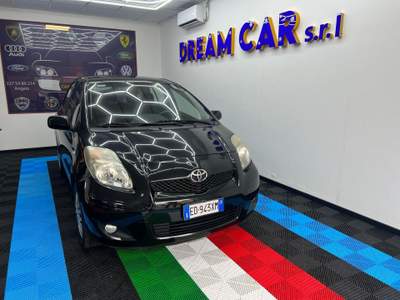 Toyota Yaris OK NEOPATENTATI Nero usata PRATO
