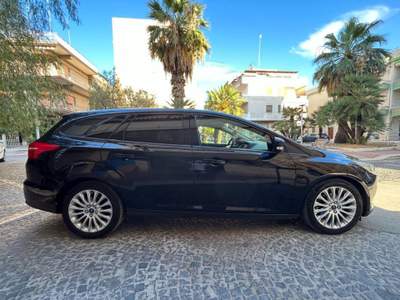 Ford Focus 1.5 TDCi 95CV Start&Stop Powershift SW Business Nero usata Cerignola