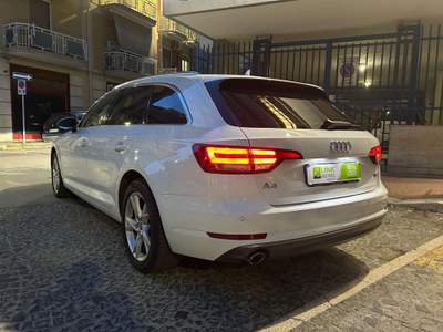 Audi A4 Avant 2.0 TDI 150 CV Business Sport Bianco usata Cerignola