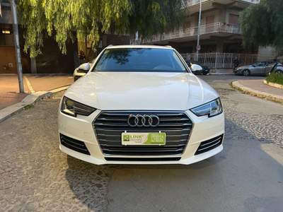 Audi A4 Avant 2.0 TDI 150 CV Business Sport Bianco usata Cerignola