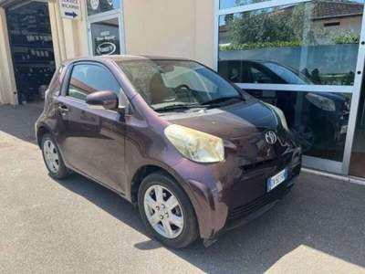 Toyota iQ iQ 1.0 Multidrive usata Lucca