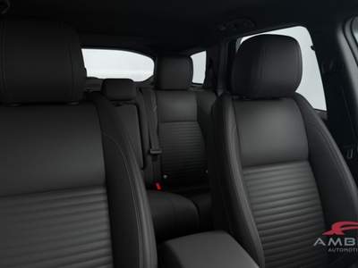 Land Rover Discovery Sport 2.0 AJ21D4M AWD 5DR SWB SE 163PS Argento usata Corciano