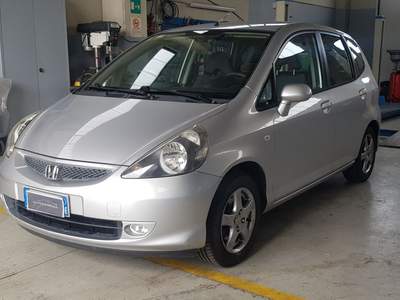 Honda Jazz Honda Jazz ottime condizioni meccaniche, strutturali e d'interni Argento usata Vignole Borbera Honda Jazz Honda Jazz ottime condizioni meccaniche, strutturali e d'interni Argento usata Vignole Borbera