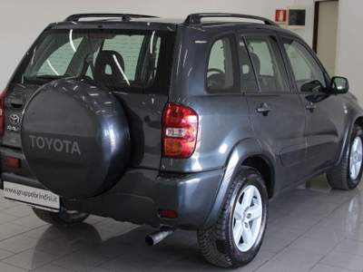 Toyota RAV4 2.0 Tdi D-4D 5 porte Sol Grigio usata Potenza