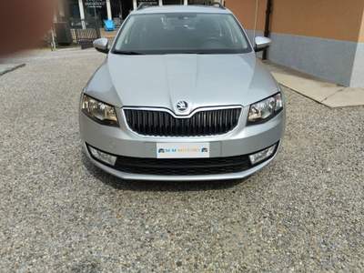 Skoda Octavia 1.6 TDI CR 110 CV Wagon Executive Grigio usata Jerago con Orago