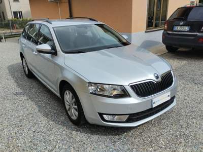 Skoda Octavia 1.6 TDI CR 110 CV Wagon Executive Grigio usata Jerago con Orago