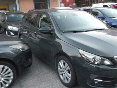 Peugeot 308 BlueHDi 130 S&S EAT8 SW Business Grigio usata Monteforte Irpino