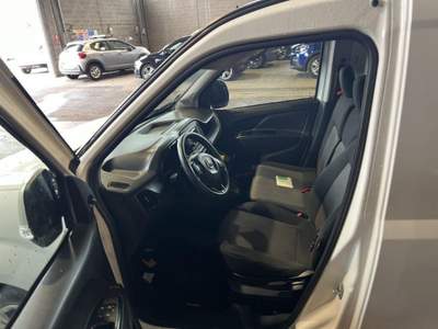 Fiat Doblò Doblò 1.6 MJT 105CV PC-TN Cargo Lamierato SX 3 Pos Bianco usata San Vito dei Normanni