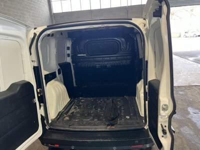 Fiat Doblò Doblò 1.6 MJT 105CV PC-TN Cargo Lamierato SX 3 Pos Bianco usata San Vito dei Normanni