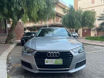 Audi A4 Avant 2.0 TDI 150 CV ultra S tronic Sport Grigio usata Cerignola