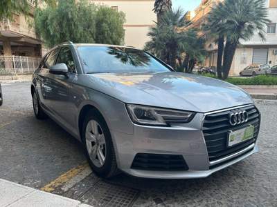 Audi A4 Avant 2.0 TDI 150 CV ultra S tronic Sport Grigio usata Cerignola