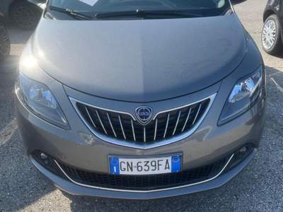 Lancia Ypsilon 1.0 FireFly 5 porte S&S Hybrid Gold Plus Grigio usata Corciano