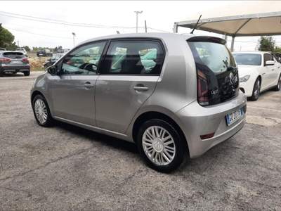 Volkswagen up! 1.0 5p. EVO move up! BlueMotion Technology Argento usata Mesagne