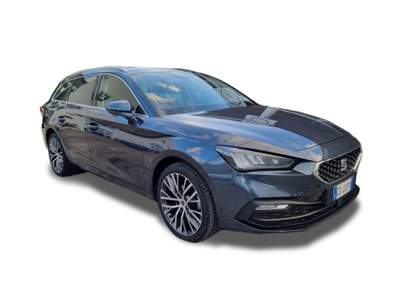 Seat Leon Sportstourer 1.5 eTSI 150 CV DSG Xcellence Grigio usata Mesagne