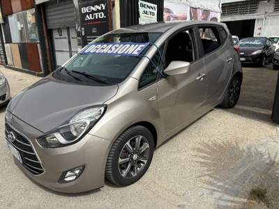 Hyundai ix20 1.4 CRDI 90 CV XPossible Grigio usata Afragola