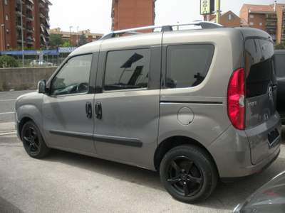 Opel Combo TOUR Grigio usata Frosinone