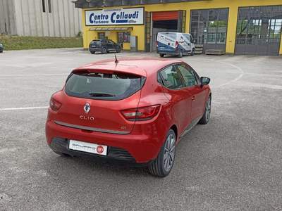 Renault Clio 1.5 dCi 8V 90CV Start&Stop 5 porte Energy Rosso usata Porcia