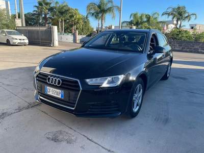 Audi A4 35 TDI S tronic Nero usata Lecce