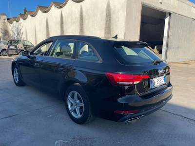 Audi A4 35 TDI S tronic Nero usata Lecce